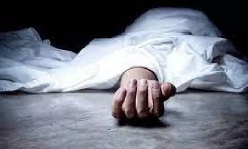 मौत की असलियत जानने पुलिस ने रुकवाया अंतिम संस्कार, लड़के-लड़की के शव को PM के लिए भेजा