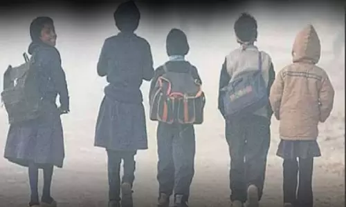 स्कूल बंद आज भी, कोरिया जिले में ठंड का कहर जारी स्कूल बंद आज भी, कोरिया जिले में ठंड का कहर जारी