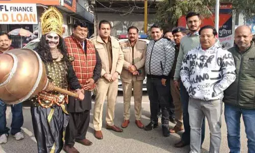 Yamunanagar पुलिस ने ट्रैफिक नियमों को बढ़ावा देने के लिए यमराज को शामिल किया