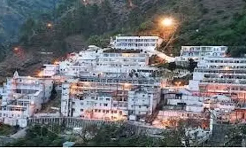 Vaishno Devi Yatra: श्राइन बोर्ड ने तीर्थयात्रियों के लिए जारी की एडवाइजरी
