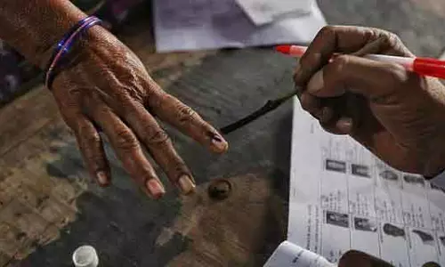 Tamil Nadu ; वोटर लिस्ट में नाम जुड़वाने के लिए 2 दिन में 6 लाख लोगों ने अर्जी दी