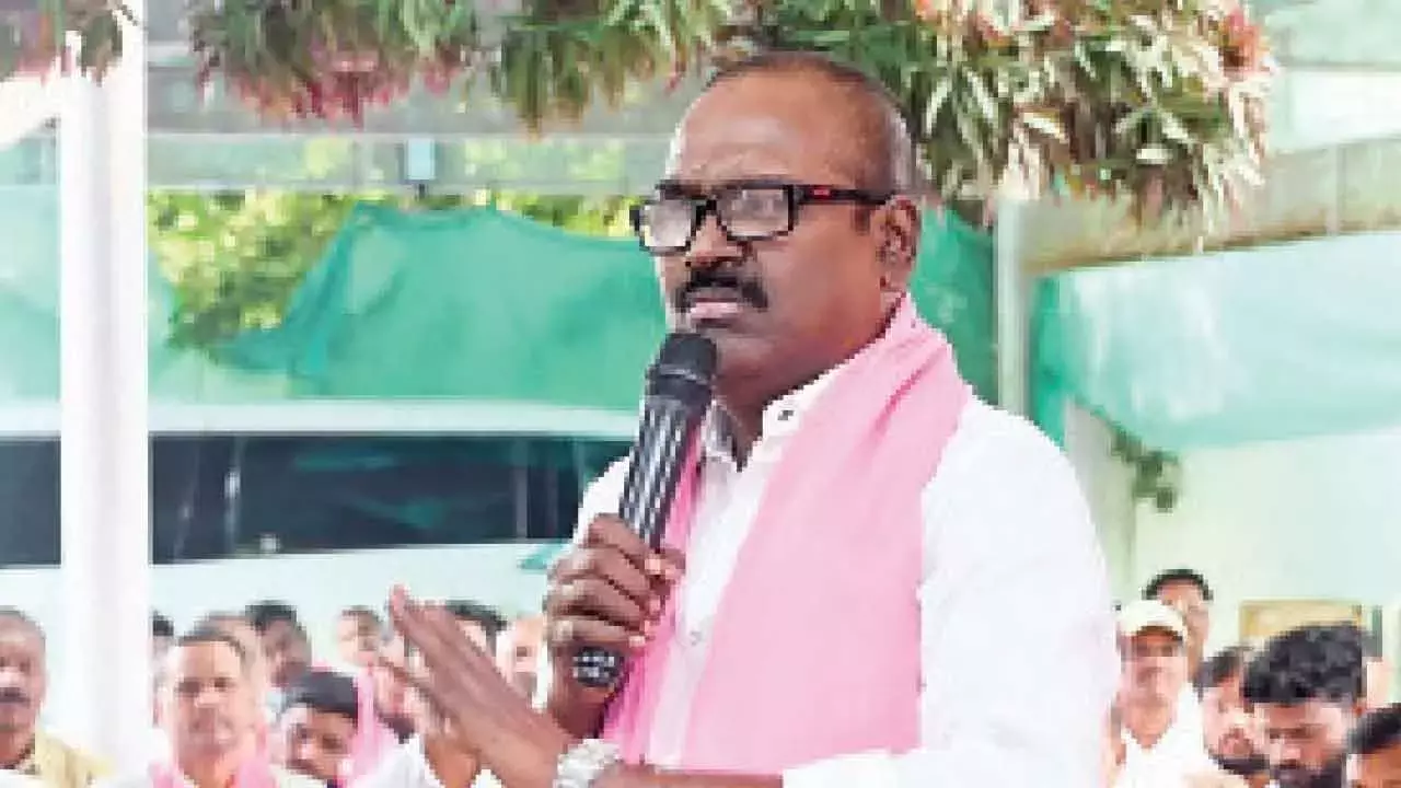 Telangana: बीआरएस कांग्रेस सरकार के खिलाफ आंदोलन तेज करेगी Telangana: बीआरएस कांग्रेस सरकार के खिलाफ आंदोलन तेज करेगी
