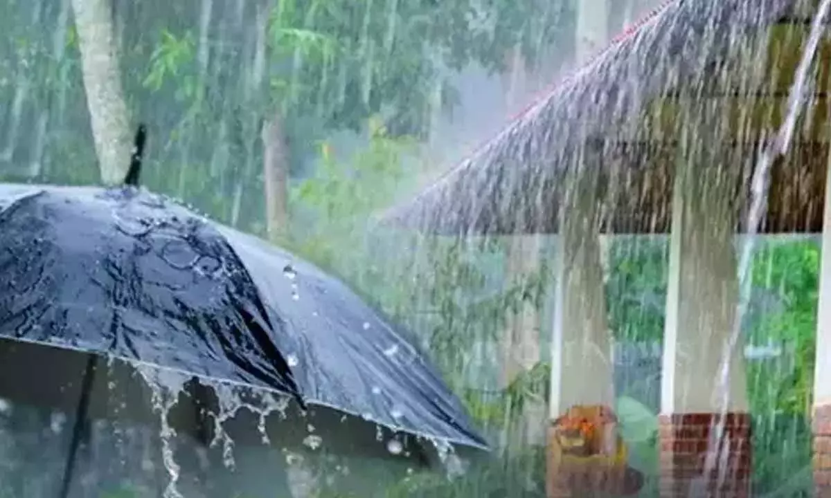 Andhra: आंध्र प्रदेश के कुछ हिस्सों में हल्की से मध्यम बारिश की उम्मीद Andhra: आंध्र प्रदेश के कुछ हिस्सों में हल्की से मध्यम बारिश की उम्मीद