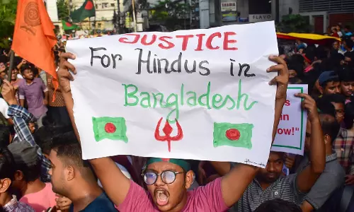 Bangladesh में हिंदुओं पर हमलों से सरकारी तंत्र की चुनौतियां उजागर