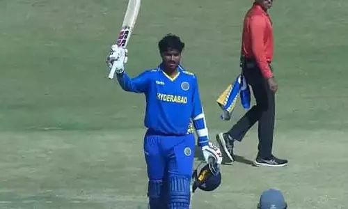 अमेरिका में जन्मे Rajasthan रॉयल्स के स्टार खिलाड़ी अमन राव ने दोहरा शतक बनाया अमेरिका में जन्मे Rajasthan रॉयल्स के स्टार खिलाड़ी अमन राव ने दोहरा शतक बनाया