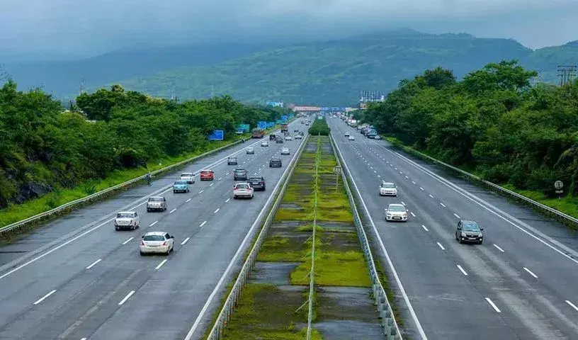 NHAI ने बेंगलुरु-विजयवाड़ा एक्सप्रेसवे के निर्माण में दो गिनीज वर्ल्ड रिकॉर्ड बनाए