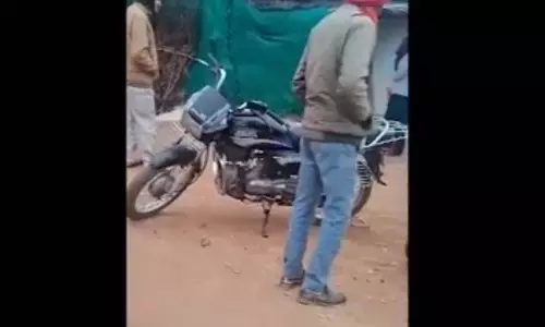 दहेज वाली बाइक...और हाई-वोल्टेज ड्रामा, सब चौंक गए दहेज वाली बाइक...और हाई-वोल्टेज ड्रामा, सब चौंक गए