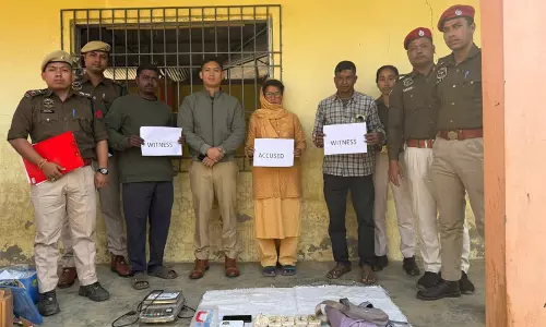 असम पुलिस ने Cachar में एक महिला को गिरफ्तार किया और 3 करोड़ रुपये मूल्य की याबा गोलियां जब्त कीं असम पुलिस ने Cachar में एक महिला को गिरफ्तार किया और 3 करोड़ रुपये मूल्य की याबा गोलियां जब्त कीं