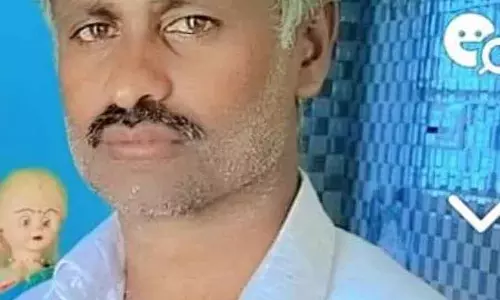 Karnataka: आदमी का शव लटका हुआ मिला