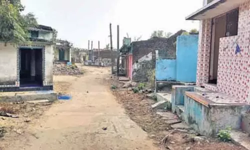 भूतिया गांव पोडम्पेट्टा समुद्र में डूबने का इंतज़ार कर रहा भूतिया गांव पोडम्पेट्टा समुद्र में डूबने का इंतज़ार कर रहा