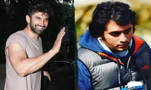 आदित्य रॉय कपूर ने मोहित सूरी की अगली फिल्म छोड़ दी? Aashiqui 2 की जोड़ी ने तोड़ी चुप्पी आदित्य रॉय कपूर ने मोहित सूरी की अगली फिल्म छोड़ दी? Aashiqui 2 की जोड़ी ने तोड़ी चुप्पी