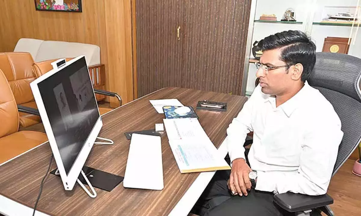 प्रमुख परियोजनाओं के लिए भूमि अधिग्रहण में तेजी लाएं: Collector प्रमुख परियोजनाओं के लिए भूमि अधिग्रहण में तेजी लाएं: Collector
