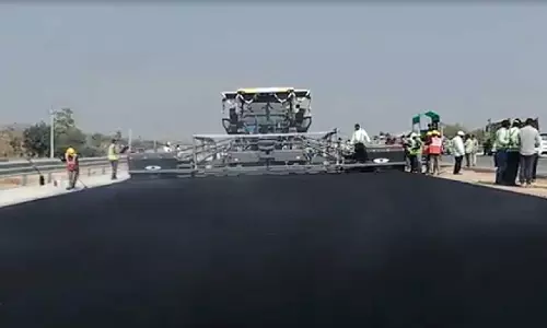 NHAI ने बेंगलुरु-विजयवाड़ा एक्सप्रेसवे के निर्माण में दो गिनीज वर्ल्ड रिकॉर्ड बनाए NHAI ने बेंगलुरु-विजयवाड़ा एक्सप्रेसवे के निर्माण में दो गिनीज वर्ल्ड रिकॉर्ड बनाए