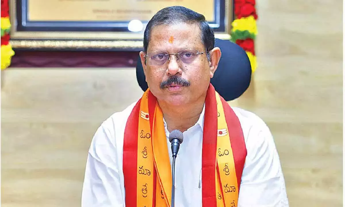 Andhra: मल्लिकार्जुन स्वामी मंदिर मकर संक्रांति के लिए तैयार है Andhra: मल्लिकार्जुन स्वामी मंदिर मकर संक्रांति के लिए तैयार है