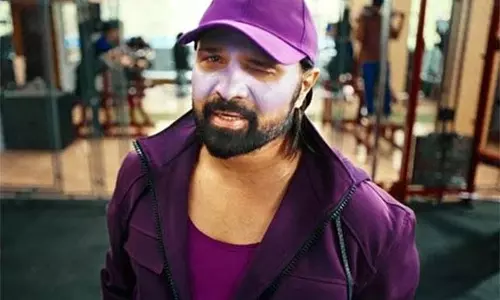 Himesh Reshammiya ने फॉक्सटेल कैंपेन के लिए अपने मशहूर डायलॉग को फिर से पेश किया Himesh Reshammiya ने फॉक्सटेल कैंपेन के लिए अपने मशहूर डायलॉग को फिर से पेश किया