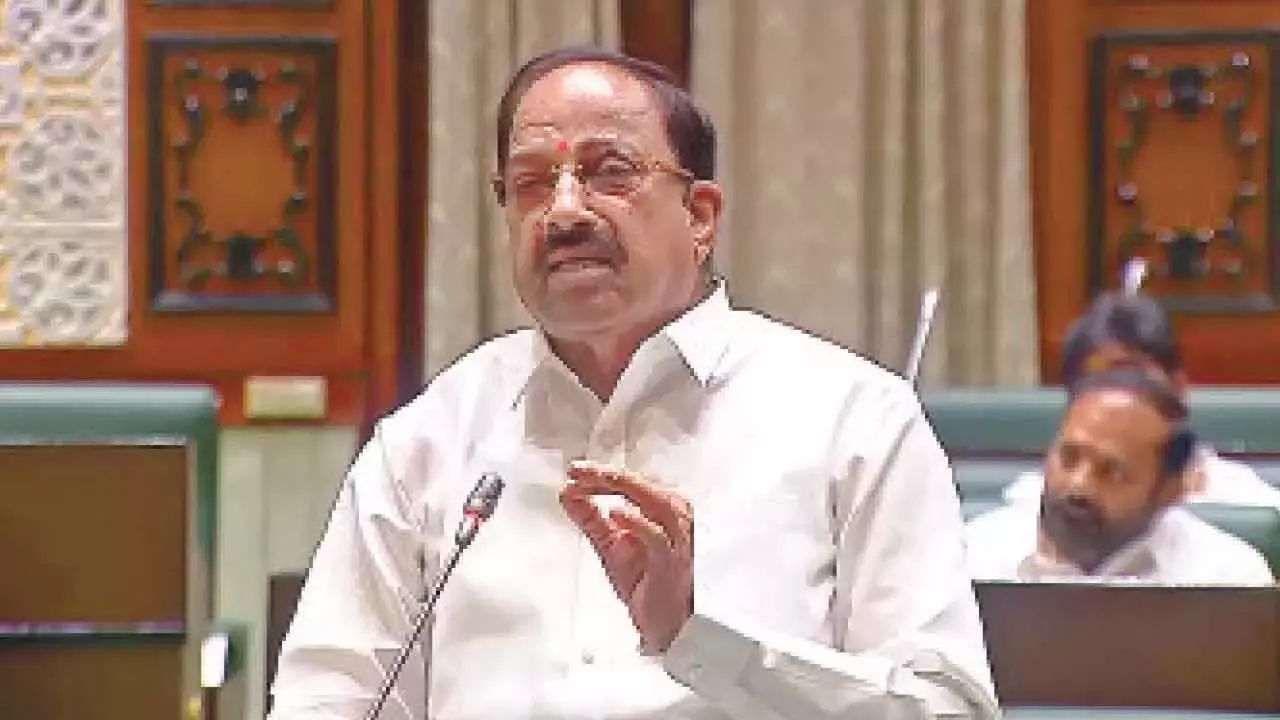 Telangana में यूरिया की कोई कमी नहीं है, कृषि मंत्री ने कहा