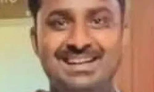 Belgaum : मृणाल हेब्बालकर के कार ड्राइवर को चाकू मारा गया Belgaum : मृणाल हेब्बालकर के कार ड्राइवर को चाकू मारा गया