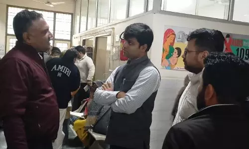 SDM ने डबवाली अस्पताल में नशा मुक्ति केंद्र का निरीक्षण किया SDM ने डबवाली अस्पताल में नशा मुक्ति केंद्र का निरीक्षण किया
