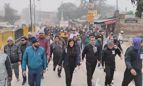 Narnaul के न्यायिक अधिकारियों ने नशा मुक्त समाज को बढ़ावा देने के लिए वॉकथॉन में भाग लिया Narnaul के न्यायिक अधिकारियों ने नशा मुक्त समाज को बढ़ावा देने के लिए वॉकथॉन में भाग लिया