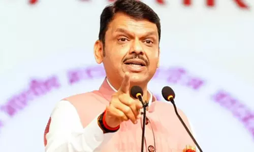 फडणवीस बोले: वीर सावरकर पर कोई समझौता नहीं, NCP से मतभेद नहीं