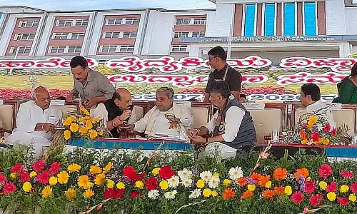 मुझे एक सुपर स्पेशियलिटी अस्पताल दीजिए: Bommai