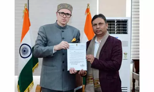 कठुआ के MLA ने CM से मुलाकात की, OBCs के मुद्दे उठाए कठुआ के MLA ने CM से मुलाकात की, OBCs के मुद्दे उठाए