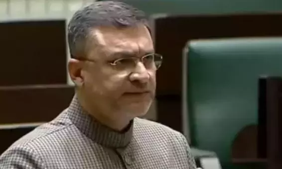 MIM और बीजेपी के फ्लोर लीडर्स के बीच SIR पर बहस हुई MIM और बीजेपी के फ्लोर लीडर्स के बीच SIR पर बहस हुई