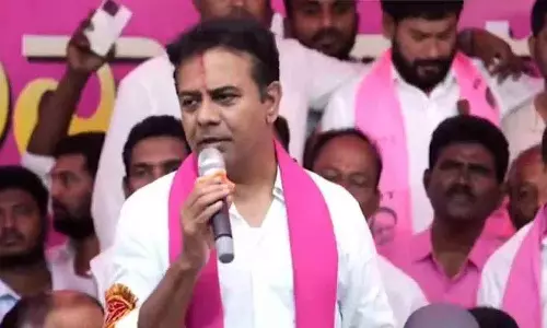 लोग कांग्रेस भारत पर कब्ज़ा करने के लिए तैयार हैं: KTR