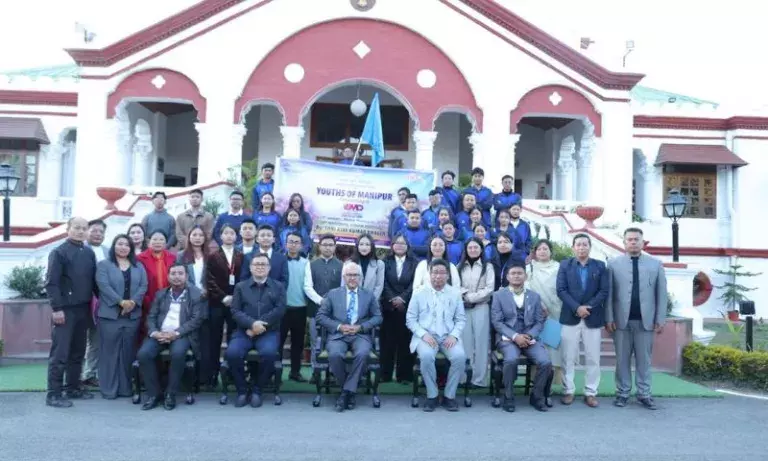 Manipur के राज्यपाल ने राज्य के युवाओं को राष्ट्रीय उत्सव के लिए रवाना किया Manipur के राज्यपाल ने राज्य के युवाओं को राष्ट्रीय उत्सव के लिए रवाना किया