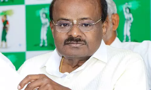 Bellary violence: कुमारस्वामी ने शिवकुमार की आलोचना की