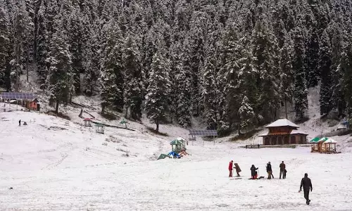बर्थडे ski package ने चीनी रिसॉर्ट में विवाद खड़ा कर दिया