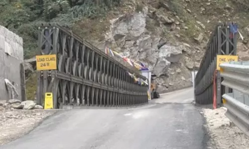 Sikkim : टूंग-नागा रूट को फिर से शुरू करने से नॉर्थ सिक्किम की कनेक्टिविटी बढ़ेगी Sikkim : टूंग-नागा रूट को फिर से शुरू करने से नॉर्थ सिक्किम की कनेक्टिविटी बढ़ेगी