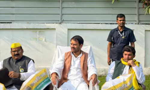 Tej Pratap ने डिप्टी सीएम सिन्हा से मुलाकात की Tej Pratap ने डिप्टी सीएम सिन्हा से मुलाकात की