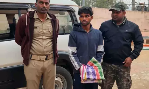 प्रेम विवाद में फायरिंग, आरोपी को पुलिस ने धर दबोचा प्रेम विवाद में फायरिंग, आरोपी को पुलिस ने धर दबोचा
