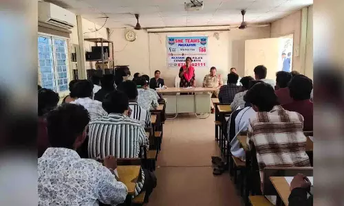 हैदराबाद: SHE टीमों ने 45 दिनों में मलकाजगिरी में 176 अपराधियों को पकड़ा हैदराबाद: SHE टीमों ने 45 दिनों में मलकाजगिरी में 176 अपराधियों को पकड़ा