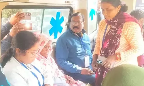 BLO के चलने में असमर्थ होने पर एम्बुलेंस में सुनवाई हुई; मिली-जुली प्रतिक्रियाएं आईं