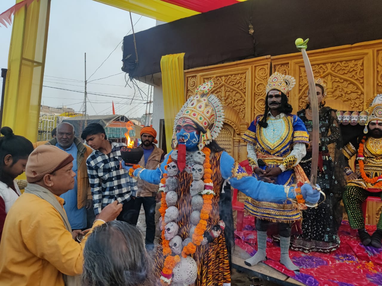 श्री राम-लक्ष्मण को पाताल लोक ले गया अहिरावण: प्रकट हुईं मां काली, हनुमान का मकरध्वज से हुआ घमासान युद्ध