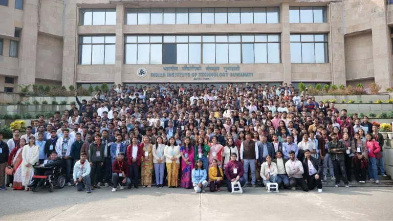 Guwahati: ऑनलाइन डिग्री स्टूडेंट्स के लिए दो दिन का AI कॉन्फ्लुएंस आयोजित किया Guwahati: ऑनलाइन डिग्री स्टूडेंट्स के लिए दो दिन का AI कॉन्फ्लुएंस आयोजित किया