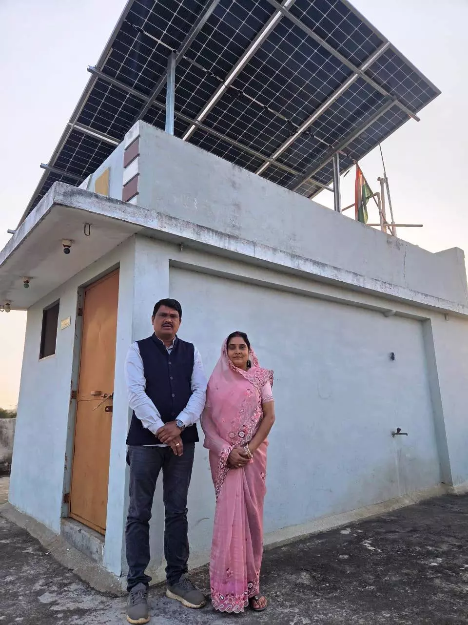 प्रधानमंत्री सूर्यघर मुफ्त बिजली योजना से ऊर्जा आत्मनिर्भरता की ओर सशक्त कदम प्रधानमंत्री सूर्यघर मुफ्त बिजली योजना से ऊर्जा आत्मनिर्भरता की ओर सशक्त कदम