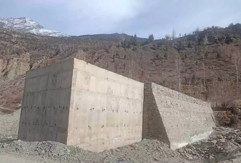 Lahaul-Spiti के जसरथ गांव को जोड़ने के लिए स्टील ट्रस पुल Lahaul-Spiti के जसरथ गांव को जोड़ने के लिए स्टील ट्रस पुल