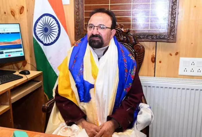 कारगिल के मुख्य चुनाव आयुक्त ने J&K के मुख्यमंत्री से मुलाकात की कारगिल के मुख्य चुनाव आयुक्त ने J&K के मुख्यमंत्री से मुलाकात की