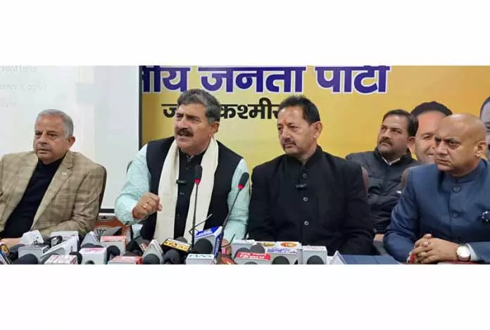 VB-G RAM G पारदर्शी, विकास से जुड़े ग्रामीण रोज़गार के नए युग की शुरुआत करता है: जुगल VB-G RAM G पारदर्शी, विकास से जुड़े ग्रामीण रोज़गार के नए युग की शुरुआत करता है: जुगल
