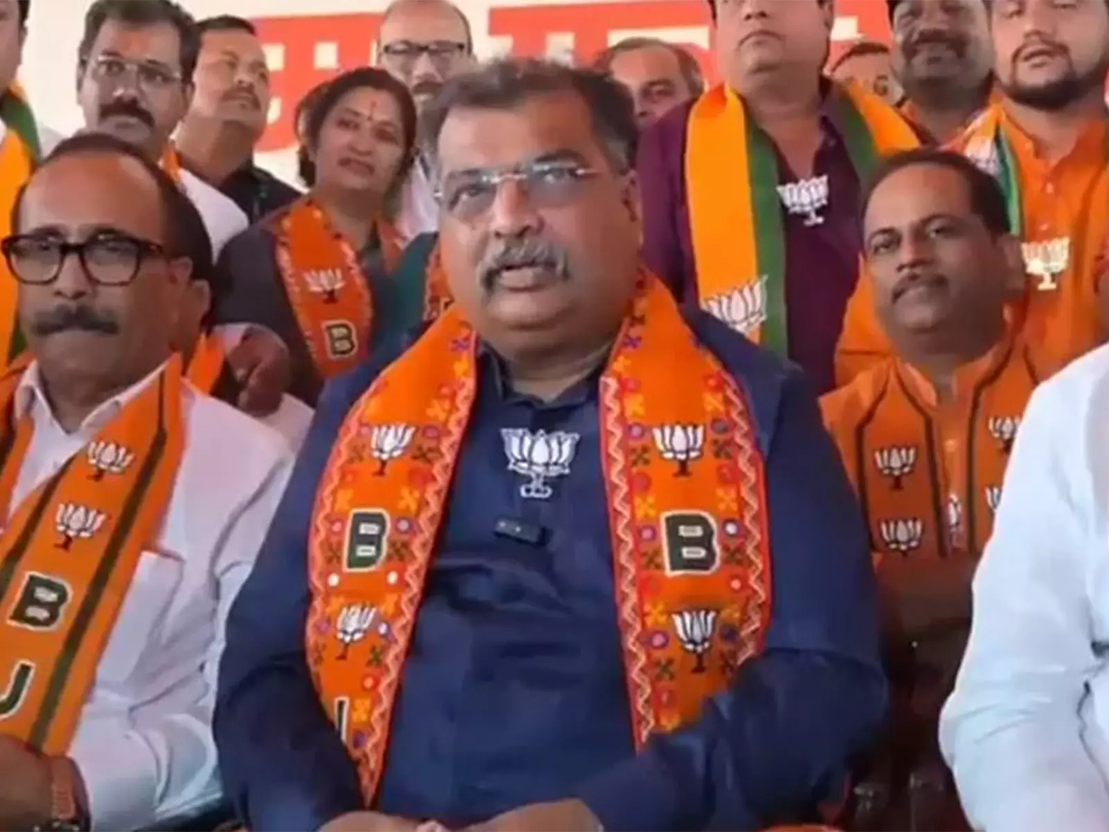 महाराष्ट्र BJP अध्यक्ष रविंद्र चव्हाण ने अपने बयान पर दिया स्पष्टीकरण महाराष्ट्र BJP अध्यक्ष रविंद्र चव्हाण ने अपने बयान पर दिया स्पष्टीकरण
