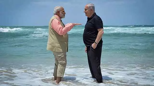 आतंकवाद के खिलाफ लड़ाई पर PM मोदी-नेतन्याहू के बीच अहम चर्चा आतंकवाद के खिलाफ लड़ाई पर PM मोदी-नेतन्याहू के बीच अहम चर्चा