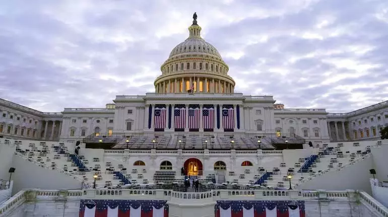 US रेड के दौरान मादुरो और उनकी पत्नी कैसे घायल हुए, और अधिकारियों ने US कांग्रेस को क्या बताया US रेड के दौरान मादुरो और उनकी पत्नी कैसे घायल हुए, और अधिकारियों ने US कांग्रेस को क्या बताया