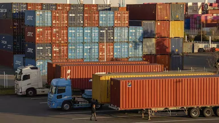 Japan के साथ चीन का झगड़ा और बिगड़ा, टोक्यो ने एक्सपोर्ट कंट्रोल की आलोचना की Japan के साथ चीन का झगड़ा और बिगड़ा, टोक्यो ने एक्सपोर्ट कंट्रोल की आलोचना की