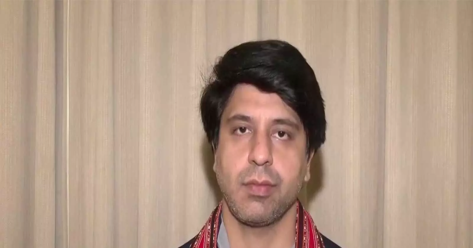 कर्नाटक घटना पर BJP ने कांग्रेस पर बोला हमला, शहजाद पूनावाला ने प्रियंका वाड्रा पर साधा निशाना कर्नाटक घटना पर BJP ने कांग्रेस पर बोला हमला, शहजाद पूनावाला ने प्रियंका वाड्रा पर साधा निशाना