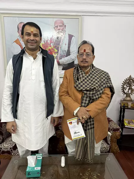 तेजप्रताप यादव ने विजय सिन्हा से की मुलाकात, दही-चूड़ा भोज में शामिल होने का आमंत्रण तेजप्रताप यादव ने विजय सिन्हा से की मुलाकात, दही-चूड़ा भोज में शामिल होने का आमंत्रण