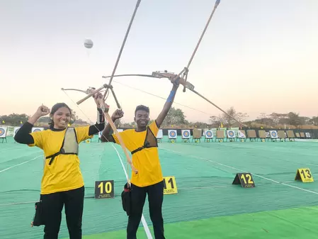 एसजीएफआई तीरंदाजी चैंपियनशिप: ओडिशा के खिलाड़ियों का जलवा, 4 गोल्ड जीते एसजीएफआई तीरंदाजी चैंपियनशिप: ओडिशा के खिलाड़ियों का जलवा, 4 गोल्ड जीते