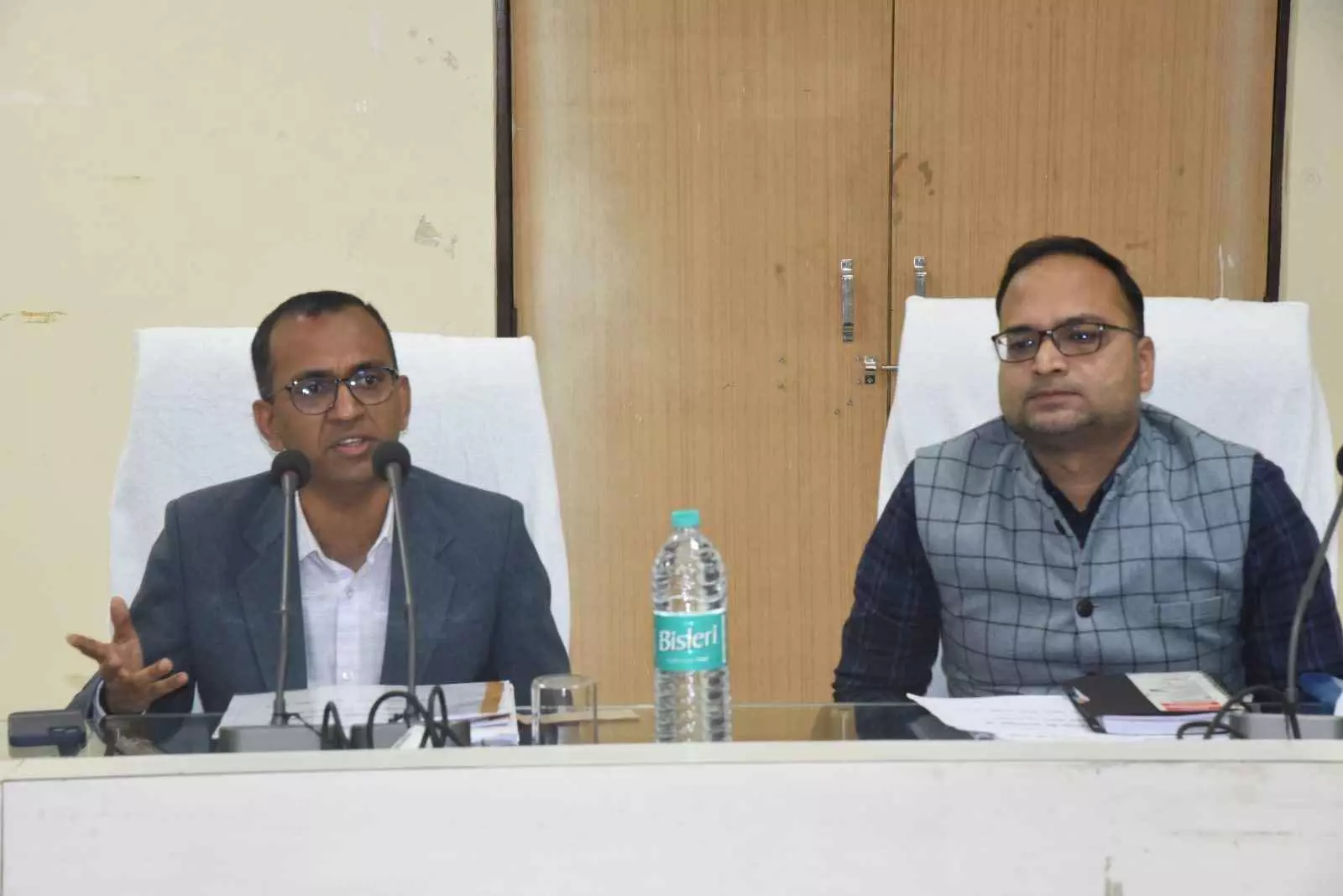 पीवीटीजी क्षेत्रों में उद्यानिकी योजनाओं के प्रभावी क्रियान्वयन पर विशेष फोकस करें: कलेक्टर वसंत पीवीटीजी क्षेत्रों में उद्यानिकी योजनाओं के प्रभावी क्रियान्वयन पर विशेष फोकस करें: कलेक्टर वसंत